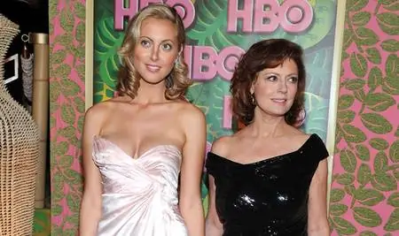 Звездные мамы всегда цепляются за своих дочерей