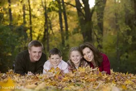 Осенний нуар: мир глазами ребенка