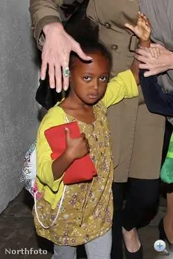 Захара Джоли-Питт нарастила длинные волосы в шесть лет