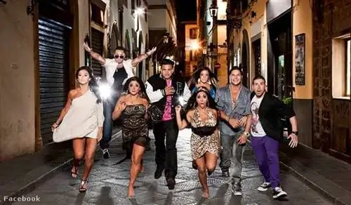 Новогодняя вечеринка для беременных подростков и молодых людей в Merlin