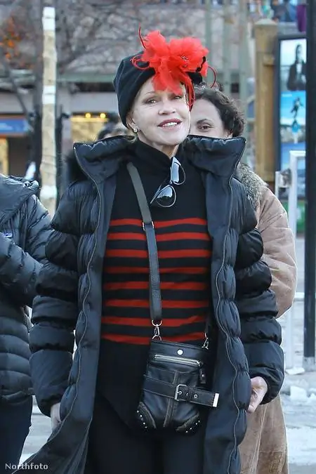 Звезды отдохнули в убогой зимней одежде в Аспене