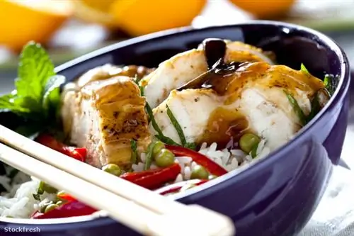 Stockfresh 1477391 вкусная китайская еда в миске размеры