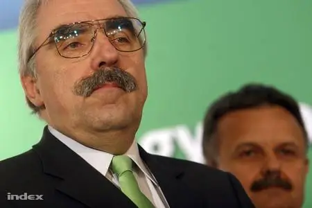 Один (два) легендарных уса