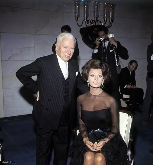 Чаплин и Софи Лорен в декабре 1977 года