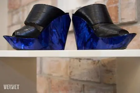 И его аналог: он может стоить больше 1000 евро, но его можно будет носить и через 10 лет, - говорит Ферри К