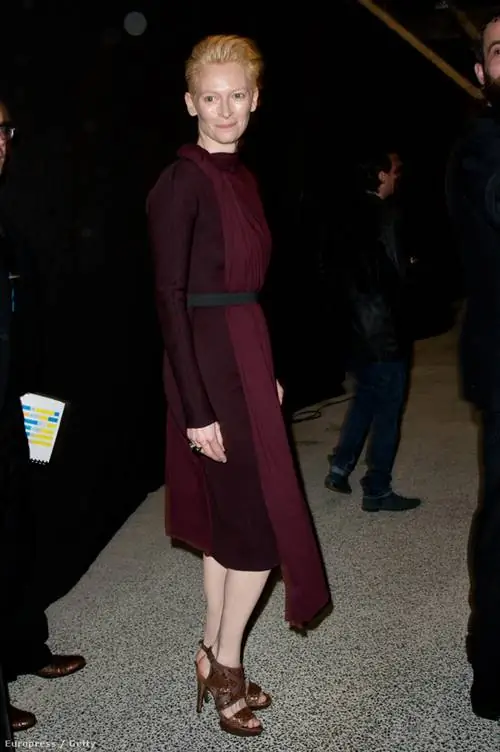 Обман: Тильда Суинтон (Неделя моды в Париже, 2012 г.)