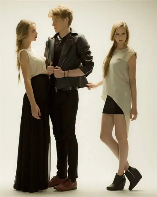 Цвета не типичны для коллекции