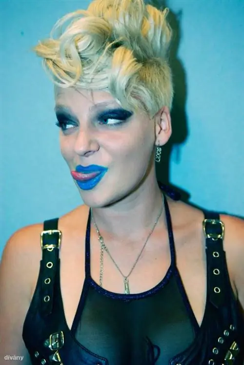 Вот как будут выглядеть наши волосы этой осенью, если мы послушаем звездных парикмахеров