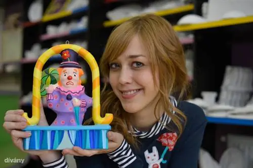 потому что детям не нужно все рассказывать