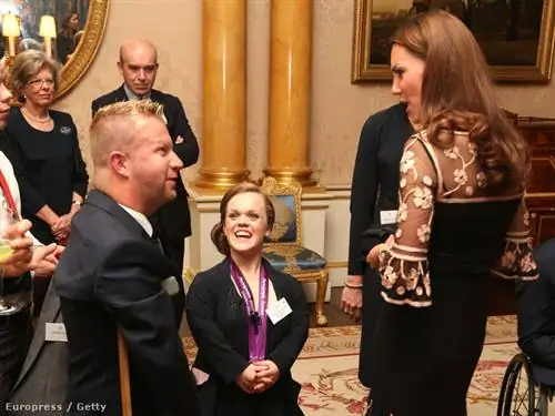 Герцогиня и паралимпийцы в Букингемском дворце