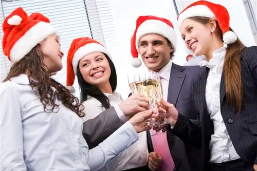 5 обязательных правил на корпоративной рождественской вечеринке