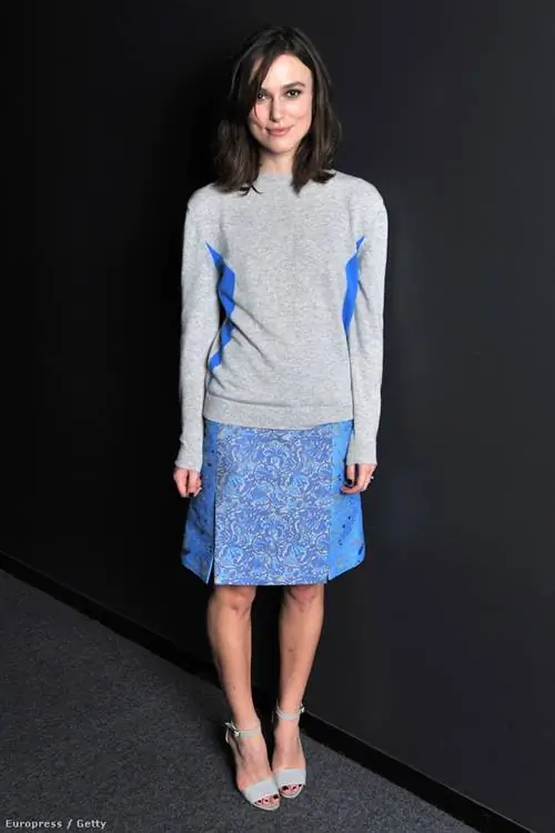 Кира Найтли в синем с ног до головы