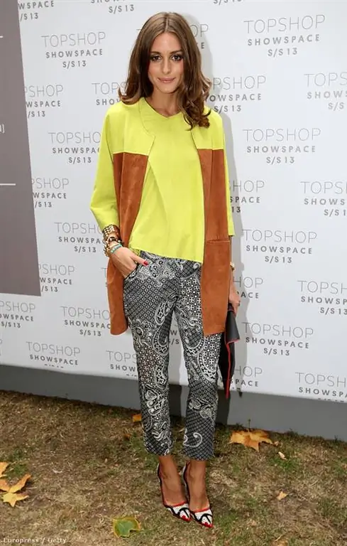 Оливия Палермо в ярком жакете в Лондоне