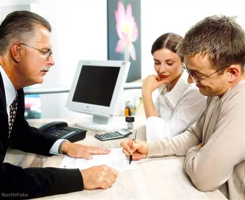 Может быть стыдно, но может быть полезно: с брачным контрактом против дорогого развода