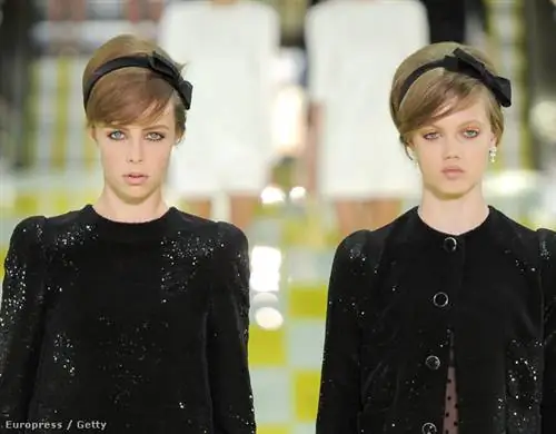 Встреча Louis Vuitton и черного обода с бантом