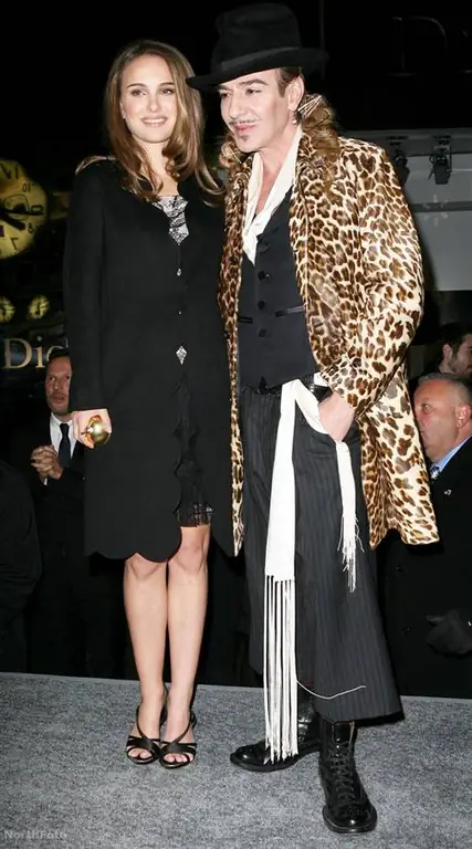 Евровидение: участница из Израиля не может петь в платье Гальяно