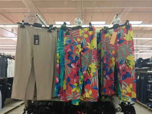 Ашан: выбор не очень большой, эти леггинсы стоят 1490 форинтов