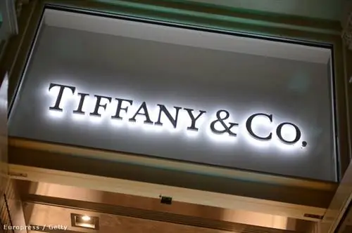 Теперь вы можете инвестировать свои сбережения в акции Tiffany & co!