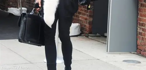 Почему мужчины тоже не могут носить сумки?