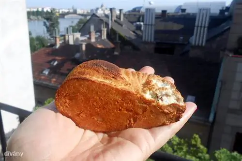 Копченый кусок стал намного темнее по цвету