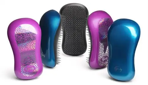 Ну а если дома нет, подойдет расческа