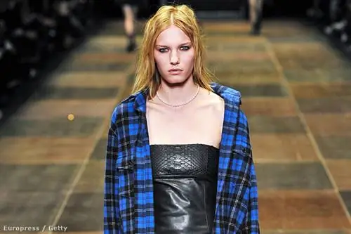 Фланелевая рубашка на подиуме Saint Laurent