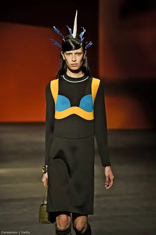 Коллекция имеет политический посыл