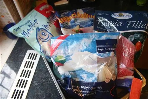 Сок дешевой рыбы жидкий