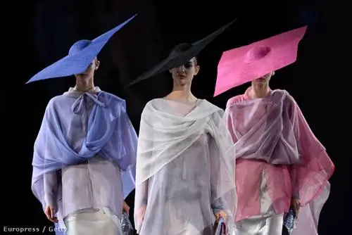 Джорджио Армани в этом году тоже не следит за модой