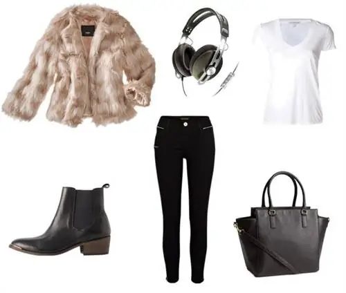 Наушники - самый популярный аксессуар этого сезона