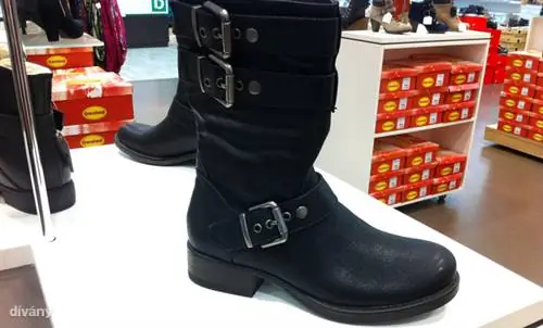 Deichmann - 8 990 форинтов, искусственная кожа