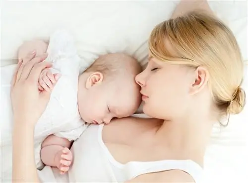 Спим вместе с малышом. Проблема?