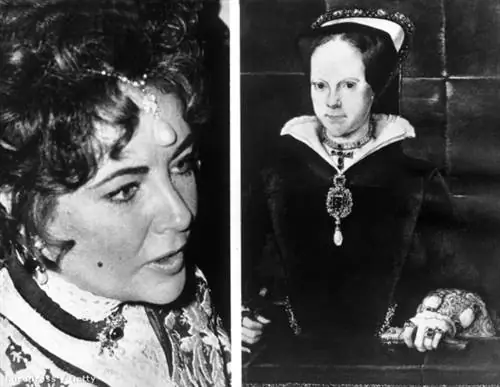 Особенностью ожерелья Элизабет Тейлор является то, что жемчужина, которая занимала центральное место на цепочке, принадлежала английской королеве Марии I в 16 веке