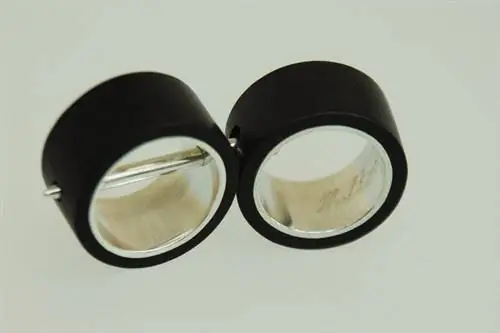 Эстер Замори (КОМП)