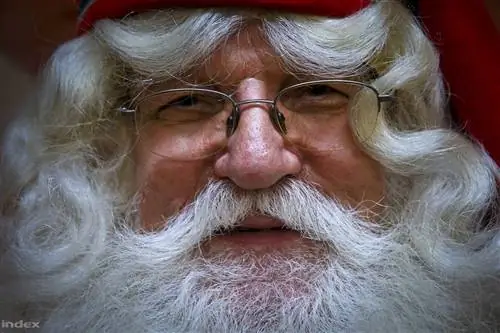 Должны ли мы обманывать ребенка с Дедом Морозом и Иисусом?