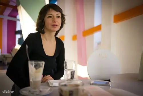 Руткай Бори с трудом нажимает