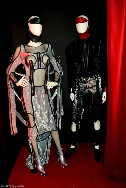 Его работы также выставлялись летом в Роттердаме