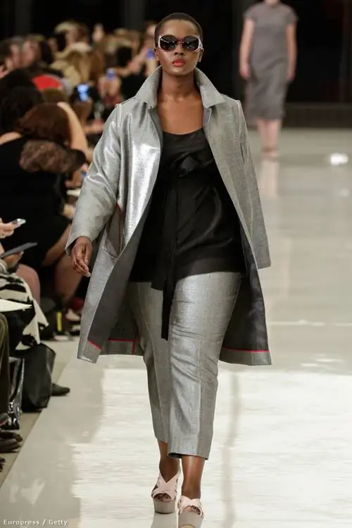 Серебро также не входит в список запрещенных для полных и стройных женщин