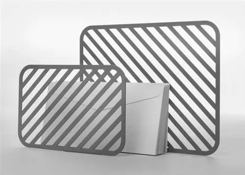 Команда дизайнеров нового поколения представила публике свою коллекцию из качественных итальянских материалов на Spazio Rossana Orlandi, площади молодых дизайнеров