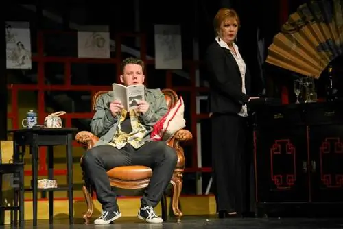 Криминальный сериал на сцене