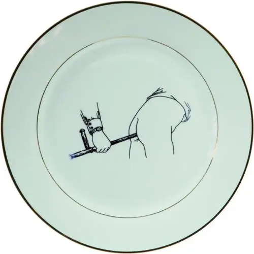 Да, такие изображения помещались на тарелках в золотой оправе