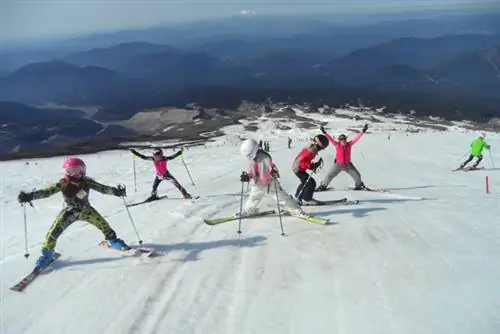 Фото: Летний лыжный лагерь MT Hood