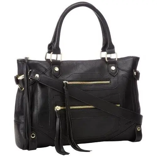 Стив Мэдден, с другой стороны, просит за сумку около 20 000 форинтов