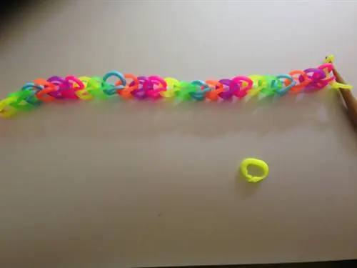 Если браслет достаточно длинный, закрытие может произойти!