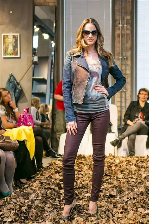 GAS Fall/Winter 2014-15: женщины получили, среди прочего, джинсы с примесью цвета ржавчины