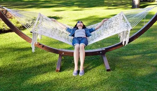 Нарушения сна летом: сиеста не может быть роскошью