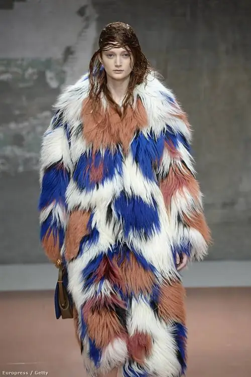 1 яркое пальто Marni