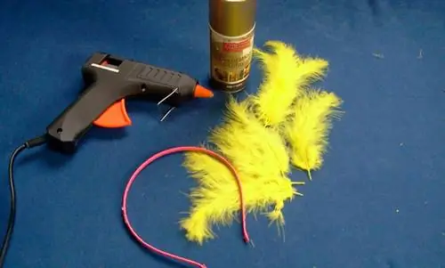 Повязка на голову ручной работы, украшенная золотыми перьями