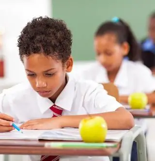 В Голливуде столько же привитых детей, сколько в Судане