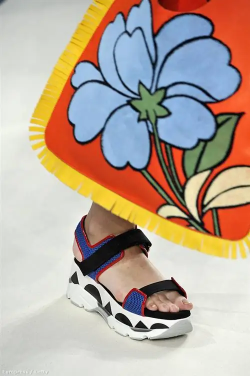 Босоножки на цельной подошве от Marni